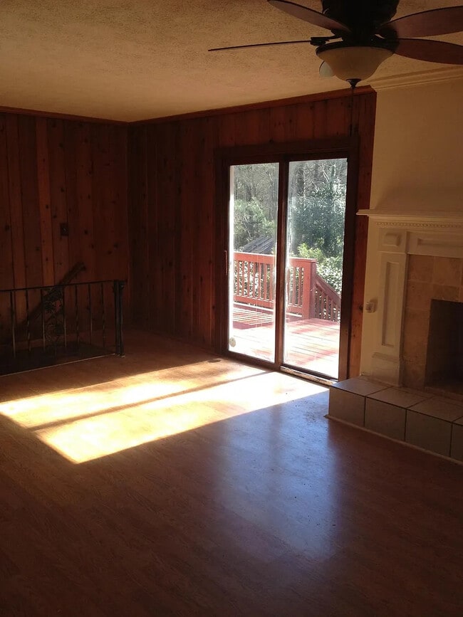 Photo - Room in House on Pleasant Hill Rd