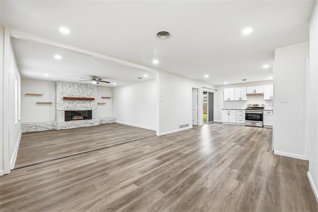 Photo - 700 W Cedar St