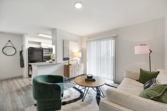 Building Photo - 2800 Ashford Trail Dr Unit 205 Rental