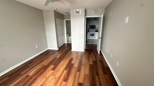 Photo - 4836 N State Rd 7 Unit 5-204