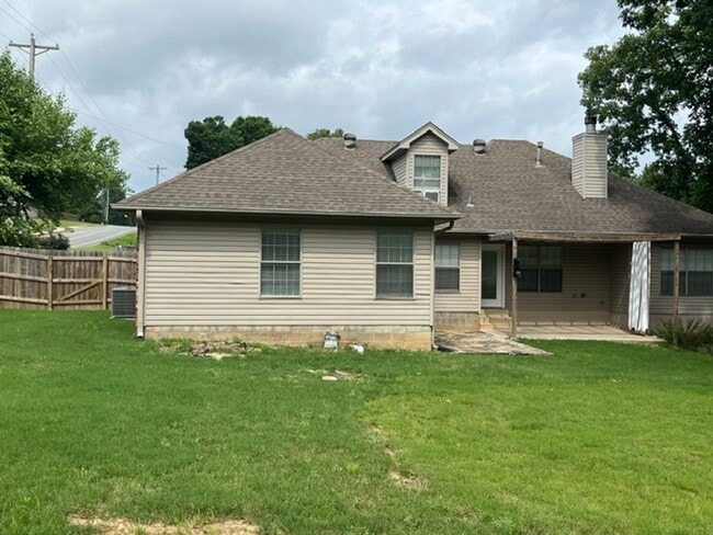 Photo - Beautiful 4 Bedroom 2 and a Half Bathroom in the Heart of Sherwood, AR