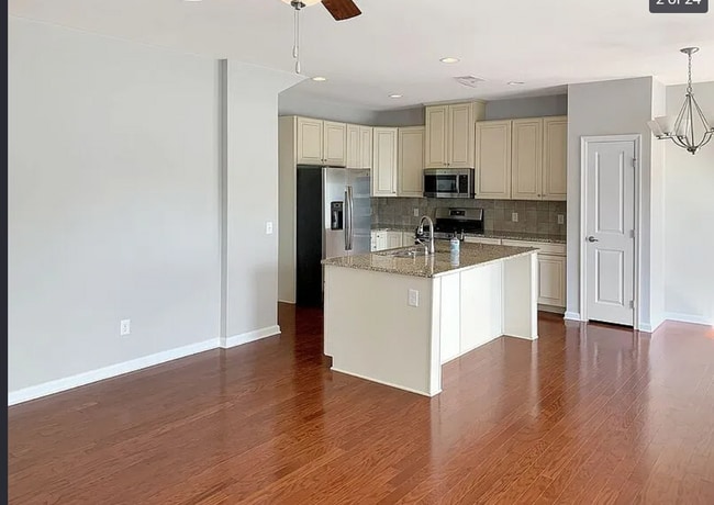 Photo - 8 Irvington Dr