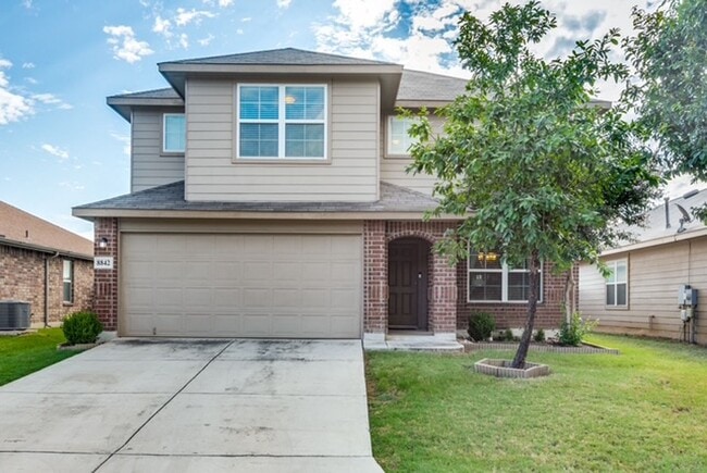 Beautiful 5-Bedroom Home in Valley Ranch –... - Beautiful 5-Bedroom Home in Valley Ranch –...