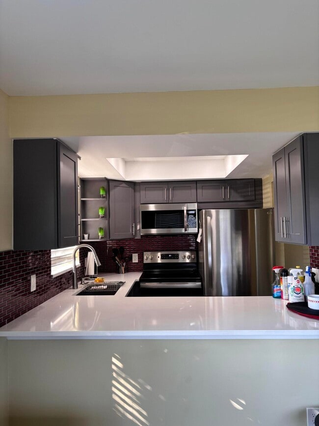 Photo - 197 Sussex K Unit 197