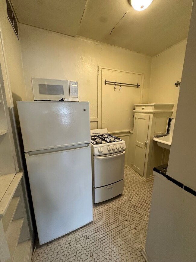 Photo - Clayton Place