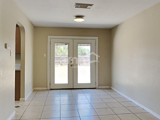 Photo - 9803 Foxmoor Crk