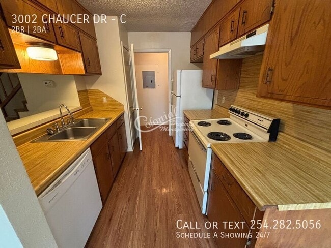 Photo - 3002 Chaucer Dr Unit C
