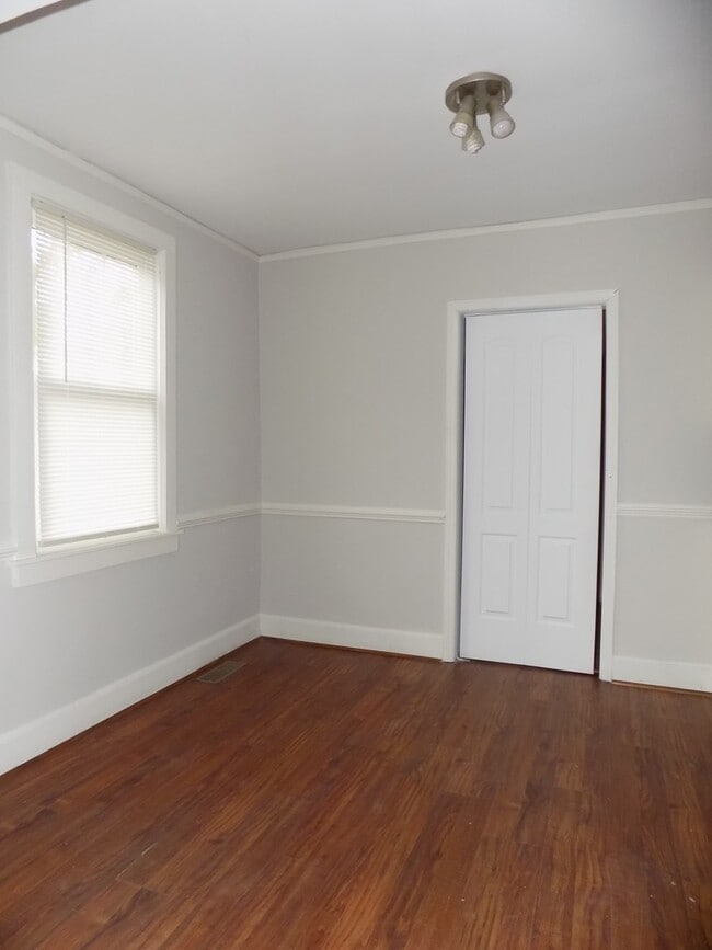 Photo - 3850 Capers Ave