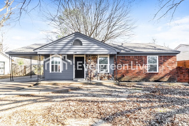 Building Photo - 3196 Southbridge St