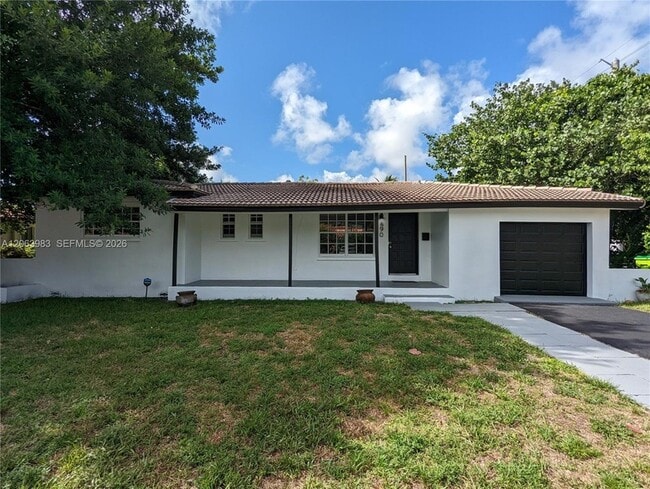 Photo - 490 NW 90th St