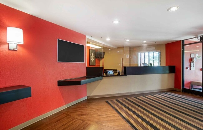 Furnished Studio-Columbia - Gateway Drive