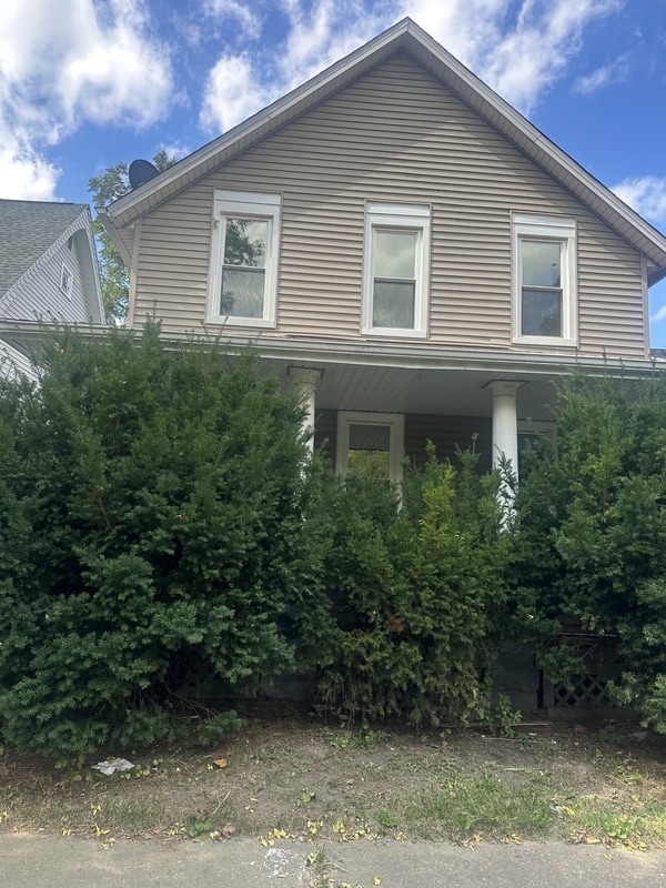 Building Photo - 2180 W 83rd St Rental