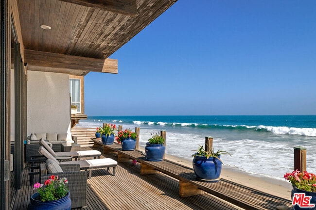 Building Photo - 24638 Malibu Rd