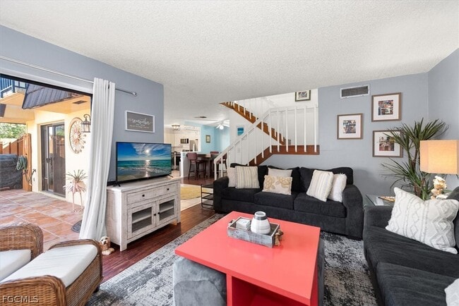 Photo - 4029 Sandlewood Ln