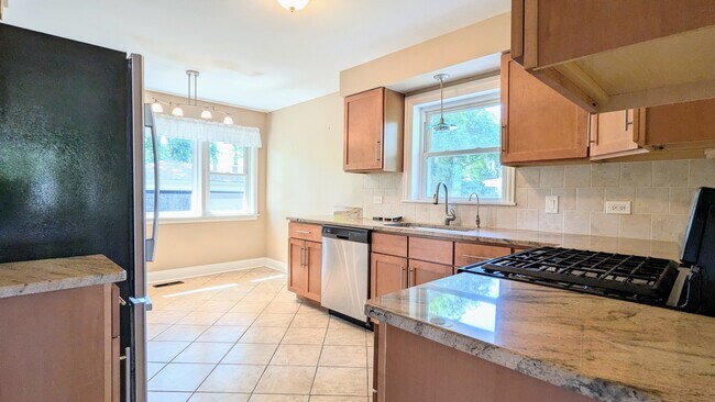 Photo - 736 N Wilshire Ln