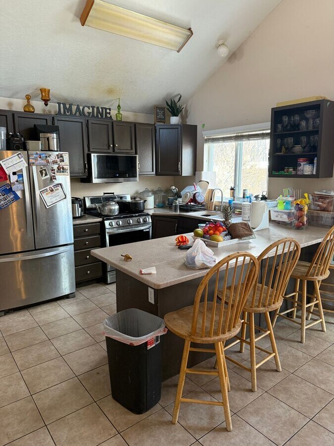 Photo - 1614 N 150 E