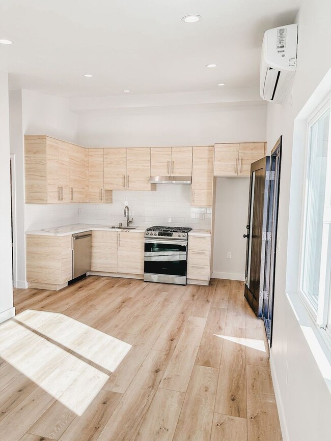 Photo - 17314 Bircher St Apartamento Unidad JDU