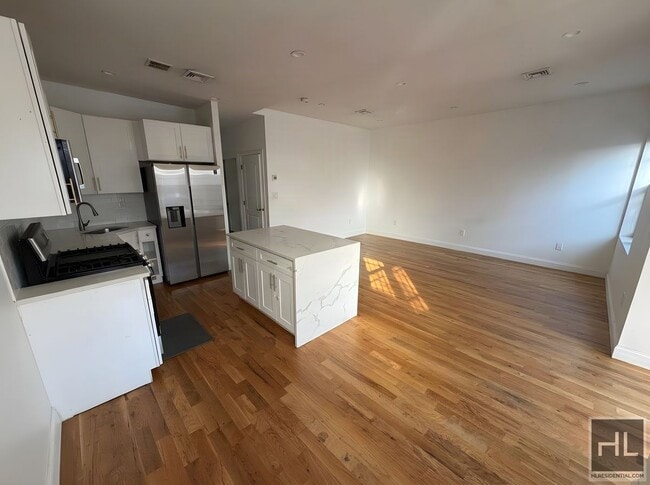 Photo - EAST 96 STREET