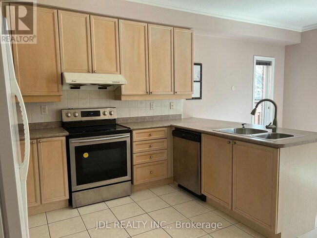 Photo - 105 Elmrill Rd