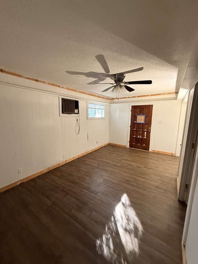 Photo - 204 S Birch St