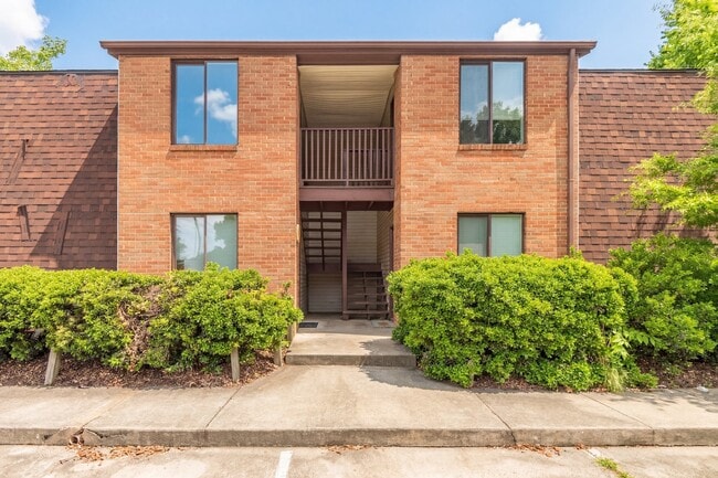 Photo - 511 Poplar St Unit E