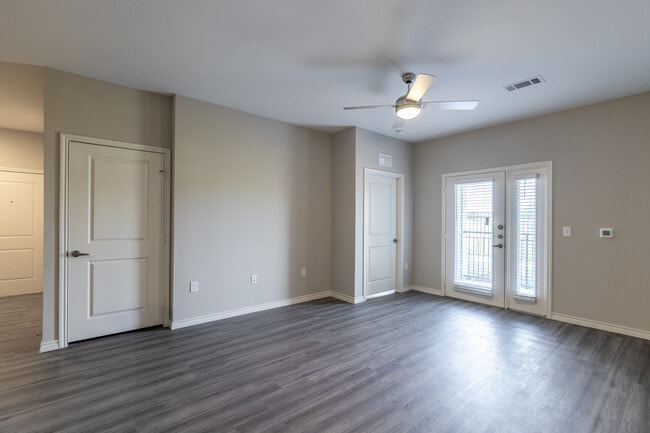 Photo - Patriot Pointe