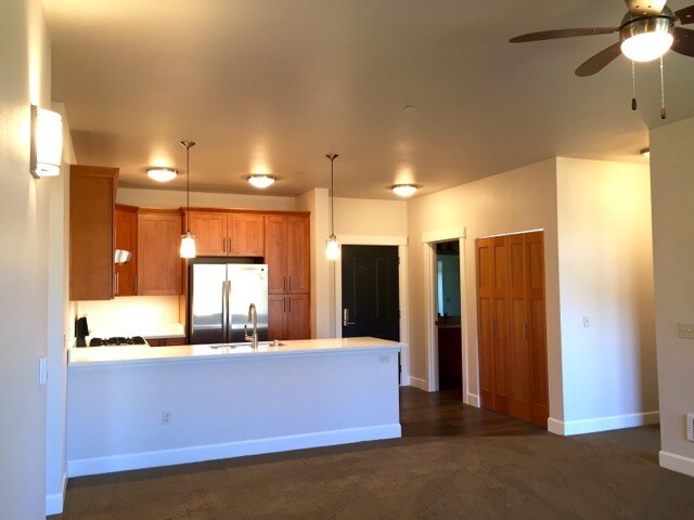 Photo - Meydenbauer Creek Apartments