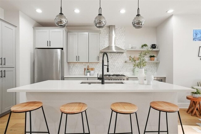 Photo - 5109 Stone Gate Dr