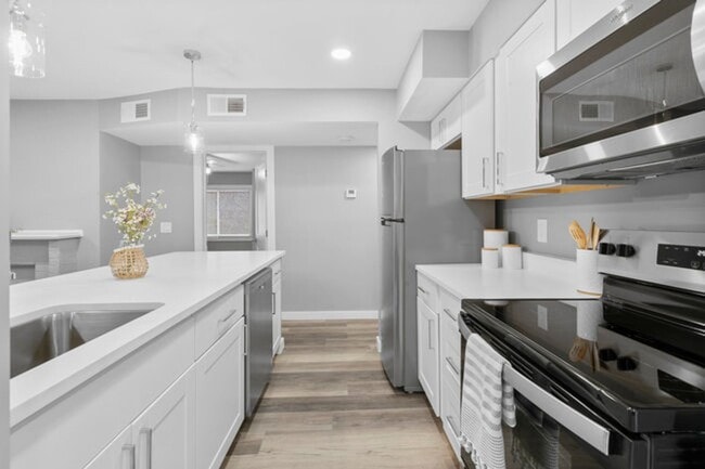 Photo - Elizabeth Green