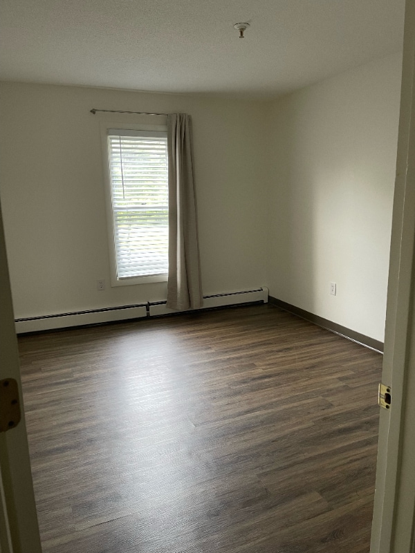 Photo - 498 Marlboro Rd Unidad N26