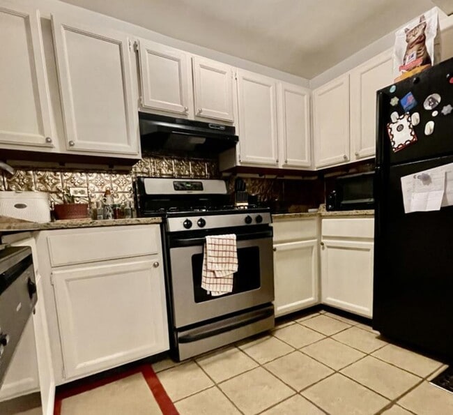 Photo - 2 bedroom in Chicago IL 60614 Unit 1
