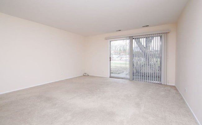 Building Photo - 2650 Brookwood Way Dr Unit 103