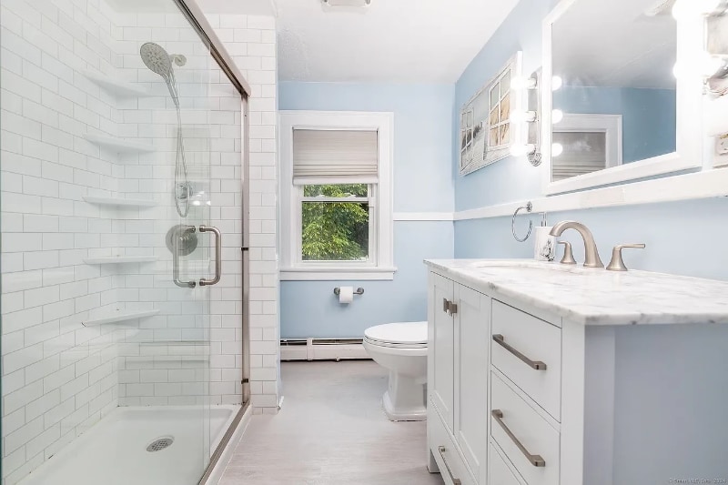 Photo - 29 1/2 Mountain St