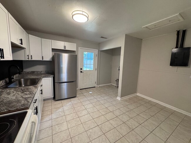 Photo - 1424 Cumberland Ave