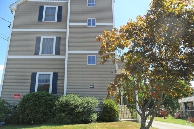 Building Photo - 65 Main St Unit 2 Rental