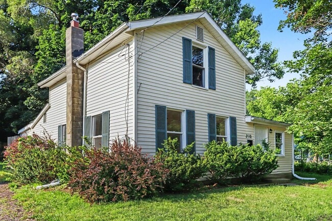 Photo - 310 Locust St