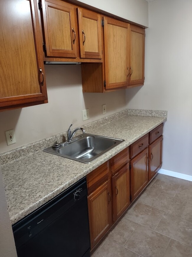 Photo - 306 29th St Dr SE Unit 204