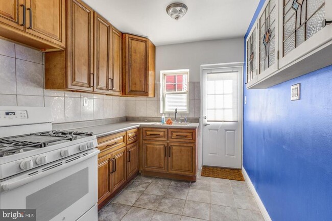 Photo - 2155 N Philip St Townhome