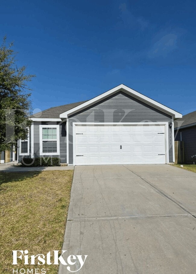 Building Photo - 22039 Ellison Dr