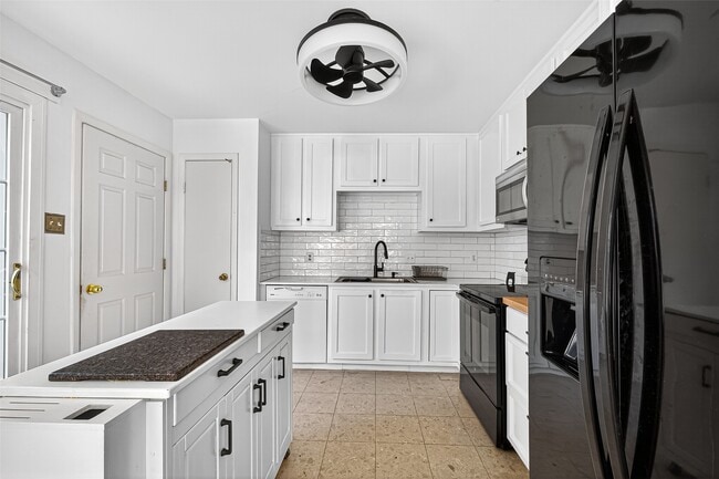 Photo - 3403 Hillstone Dr