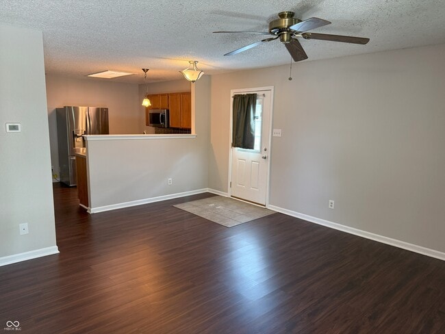 Photo - 2069 Fullwood Dr