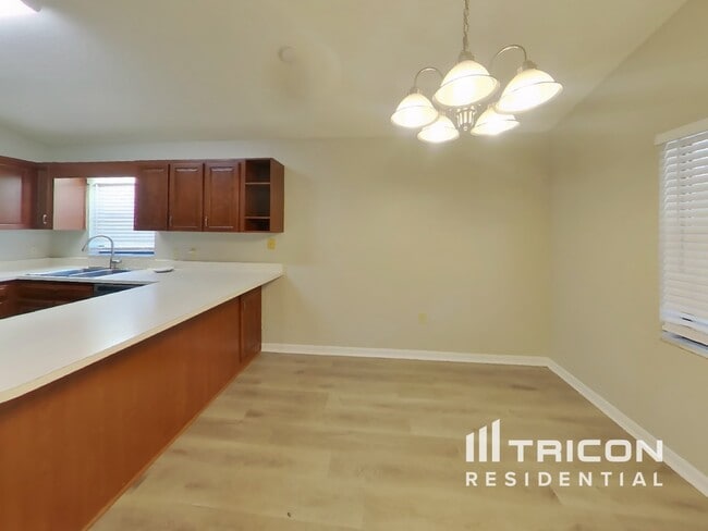 Photo - 2715 Wilder Park Dr