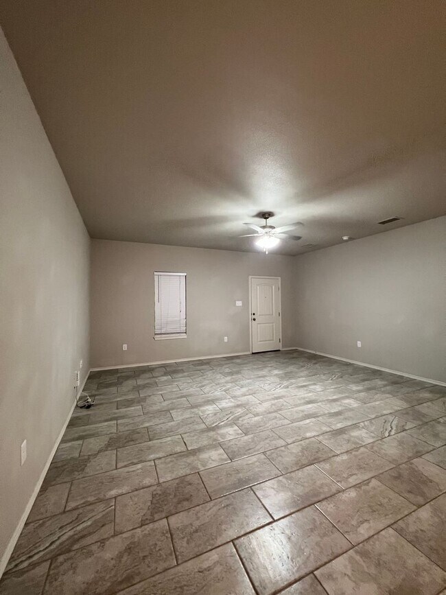 Photo - Easy Living with AMRR: 3 Bedroom Home In Cooper ISD!