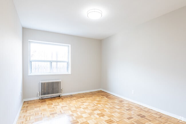 1BR, 1BA - Bedroom