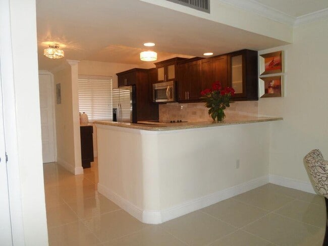 Photo - 4832 Esedra Ct Unit 305