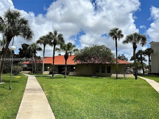 Photo - 1830 SW 81st Ave Unit 4200