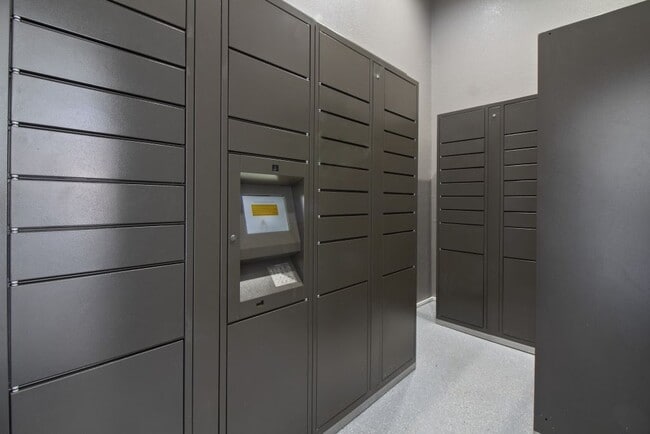 Photo - Vantage Point Apartments