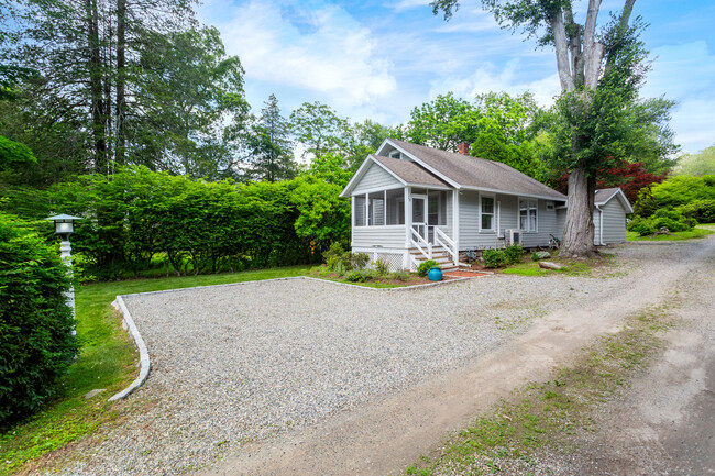 Photo - 28 Woodside Ave Casa