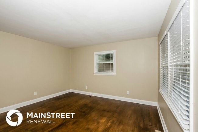 Photo - 3630 Sargeant Dr