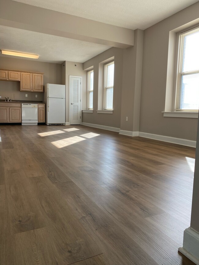 Photo - The St. Francis Apartments